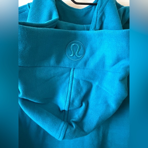 Lululemon Scuba Oversized Side Slit Hoodie Size XS - Picture 5 of 5